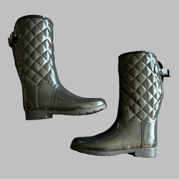 HUNTER Women’s Adjustable Quilted Refined Slim Fit Short Rain Boots - Picture 2 of 11